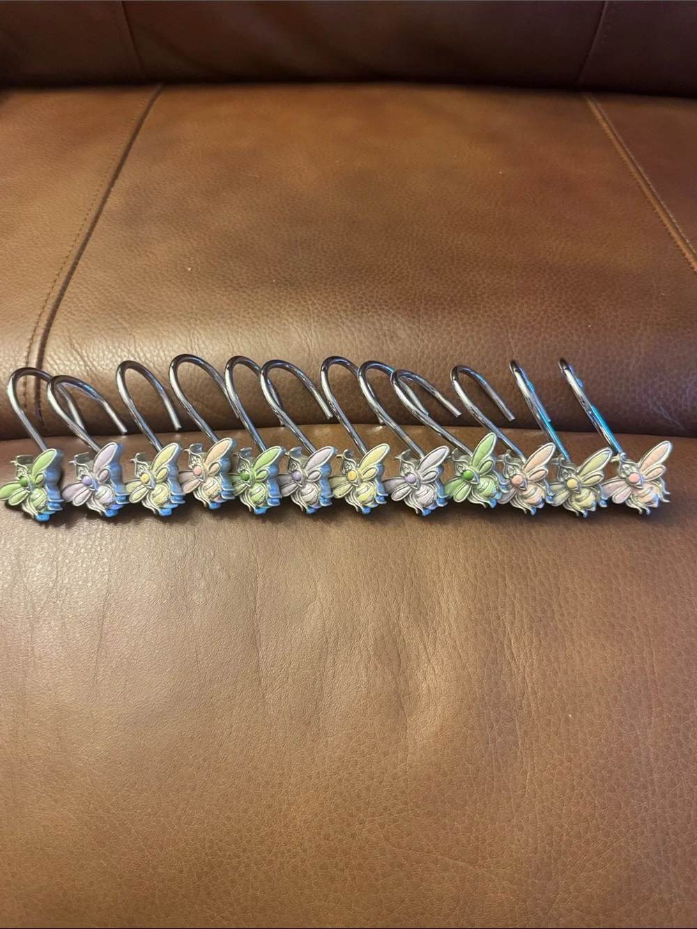 Set of 12 pastel color bee 🐝 decorative shower hooks